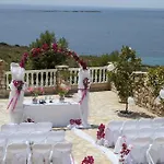 Dionysos Village Apart-hotel
