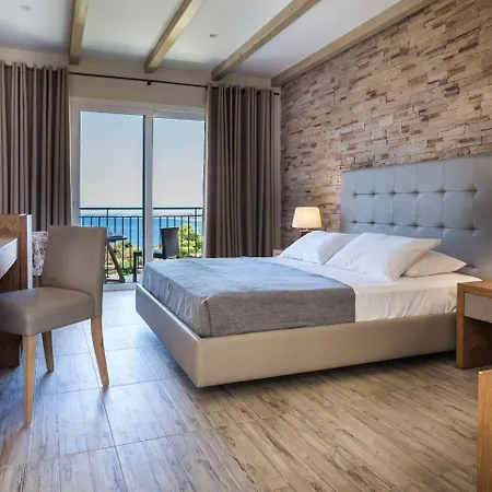 Dionysos Village Aparthotel