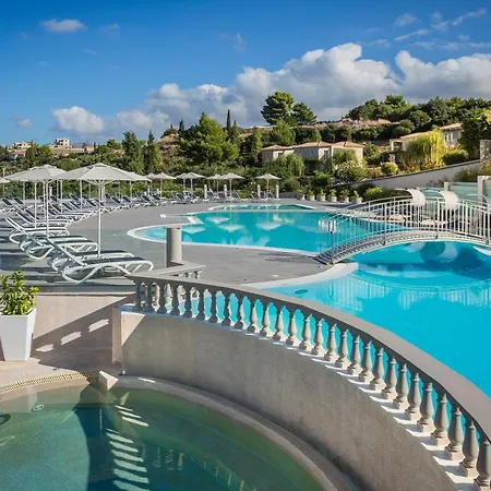 Apartahotel Dionysos Village 4*