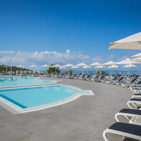 Dionysos Village Apartahotel 4*
