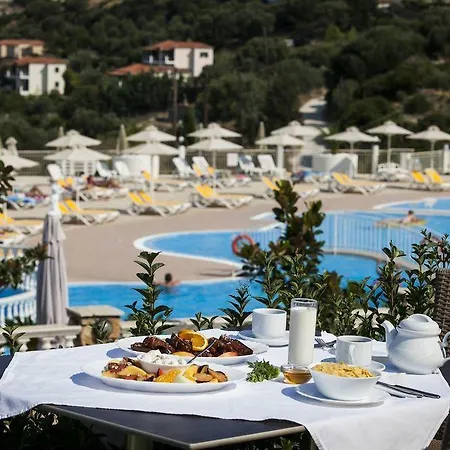 Dionysos Village Lägenhetshotell Lassi (Kefalonia)