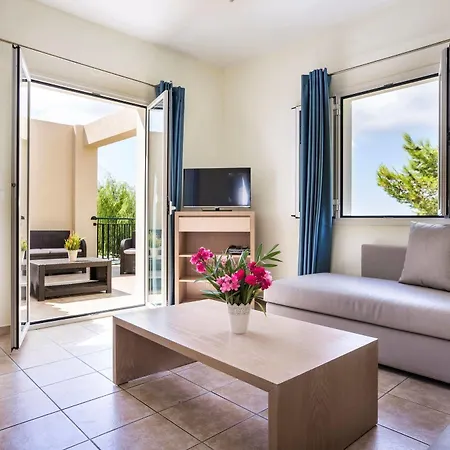 Dionysos Village Lägenhetshotell 4*