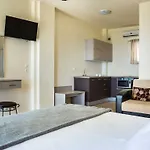 Hotel apartamentowy Dionysos Village 4*