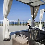 Hotel apartamentowy Dionysos Village