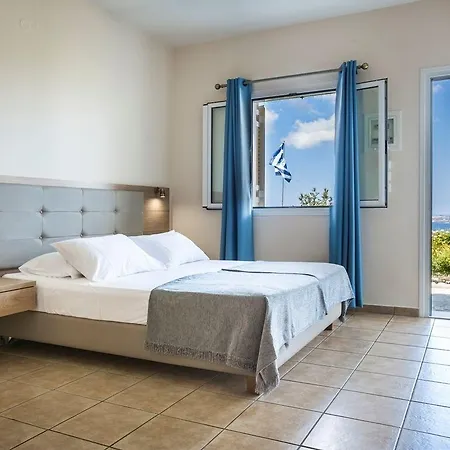 Dionysos Village Hotel apartamentowy 4*