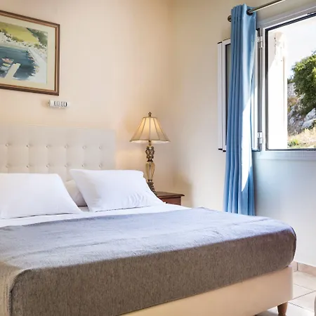 Dionysos Village Hotel apartamentowy 4*