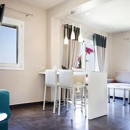Hotel apartamentowy Dionysos Village 4*
