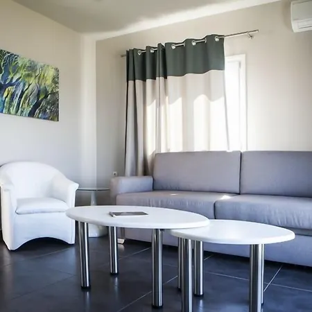 Hotel apartamentowy Dionysos Village